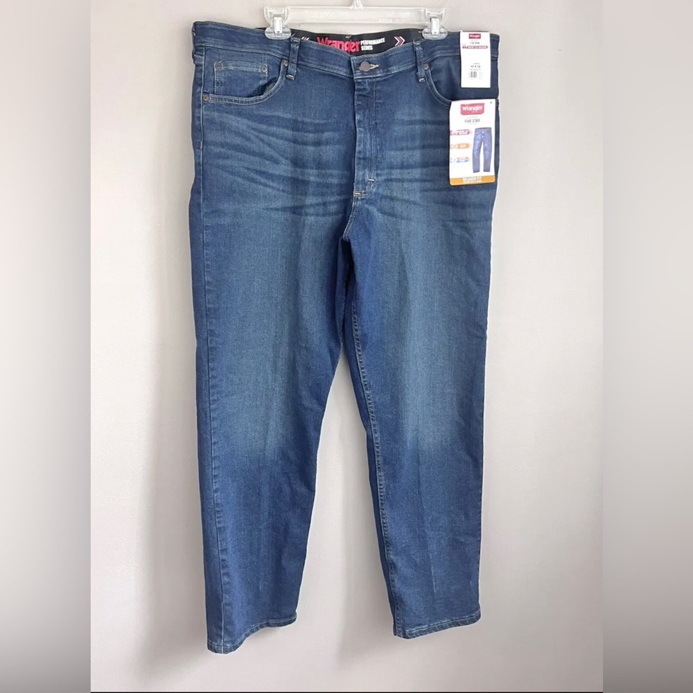 Wrangler Comfort Flex Waist Relaxed Fit Mens 40x32 Blue Denim Jeans